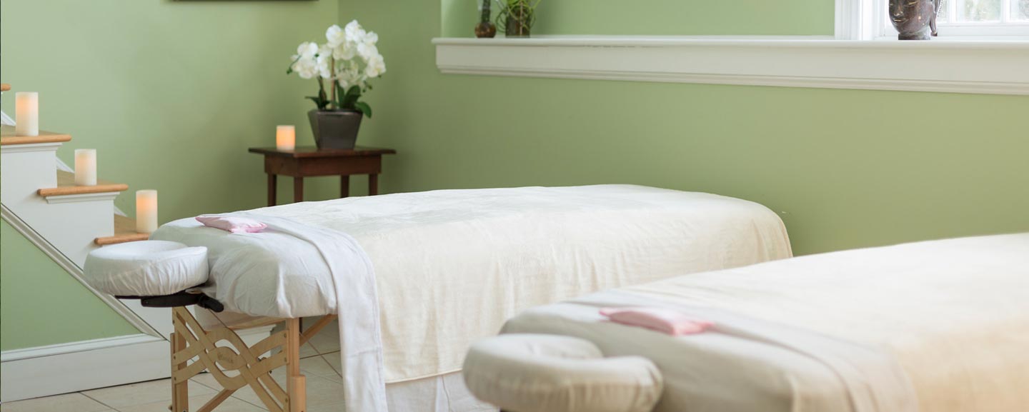 Luxury Hotel in Vermont couples massage